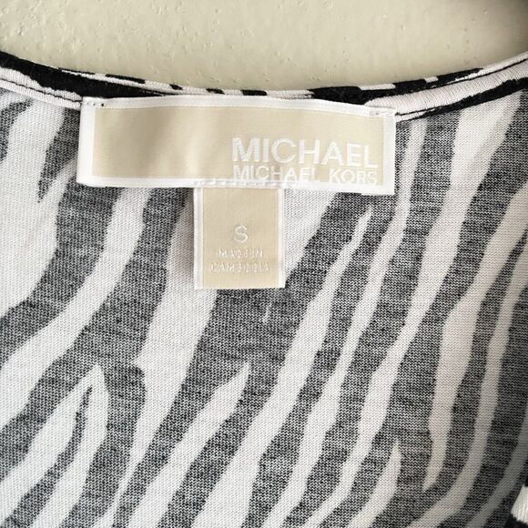Michael Kors Y2K Top Size S Short Sleeve V Neck Zebra Print String Black White - Picture 12 of 13